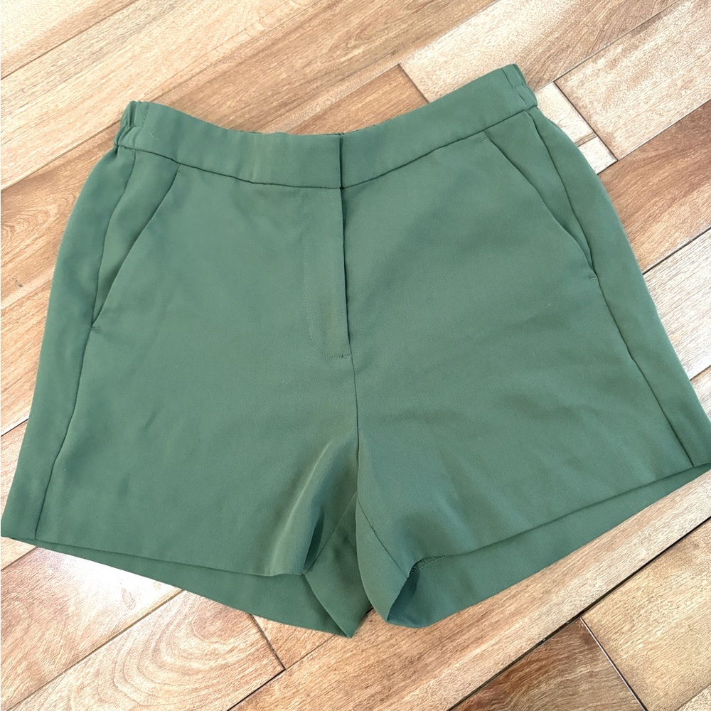 J Crew Olive Green Shorts Elastic Waistband Size 6